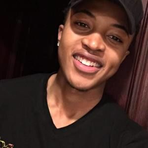 Meet your Posher, Darian